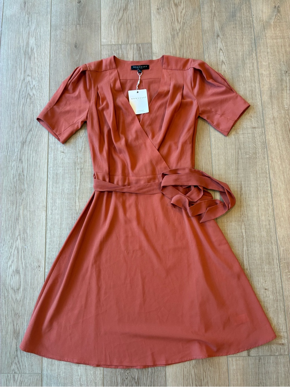 NWT Downeast silky burnt orange dress 1940s style wrap front tie waist knee leng